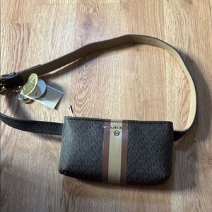 Michael Kors Black and Cream Crossbody Bag